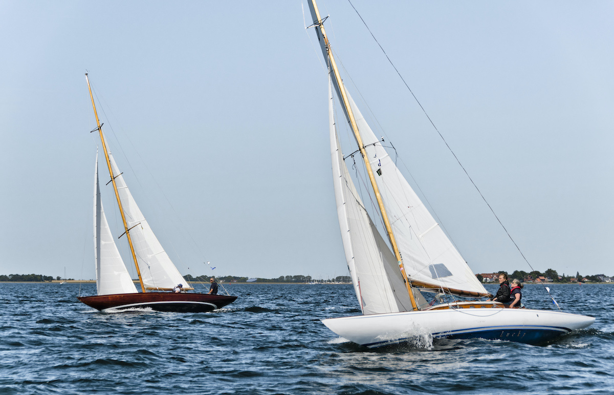 Mälar 30 und Gugger bei Schärenkreuzer Regatta Schlank und Rank Juli 2023