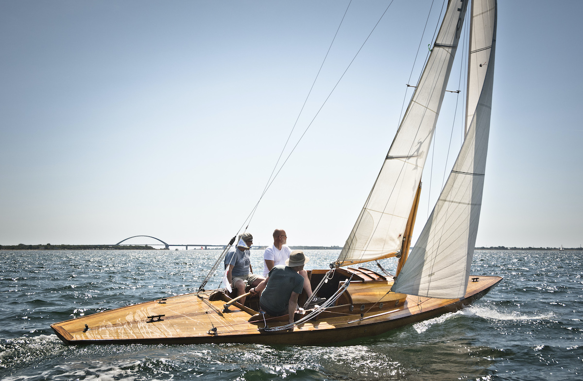 15er Schärenkreuzer Romance 2 bei der Schärenkreuzer Regatta Schlank & Rank im Juli 23 vor Lemkenhafen/Fehmarn