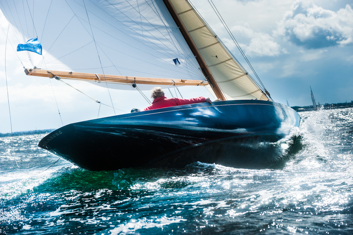 6 MR Yacht Hamburg in de Kieler Förde