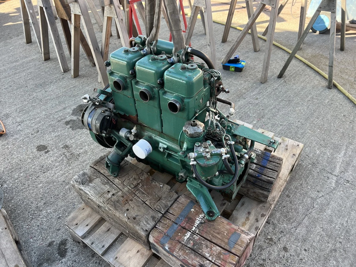 Swede 55 Motor Volvo Penta MD 17 C vor der Überholung