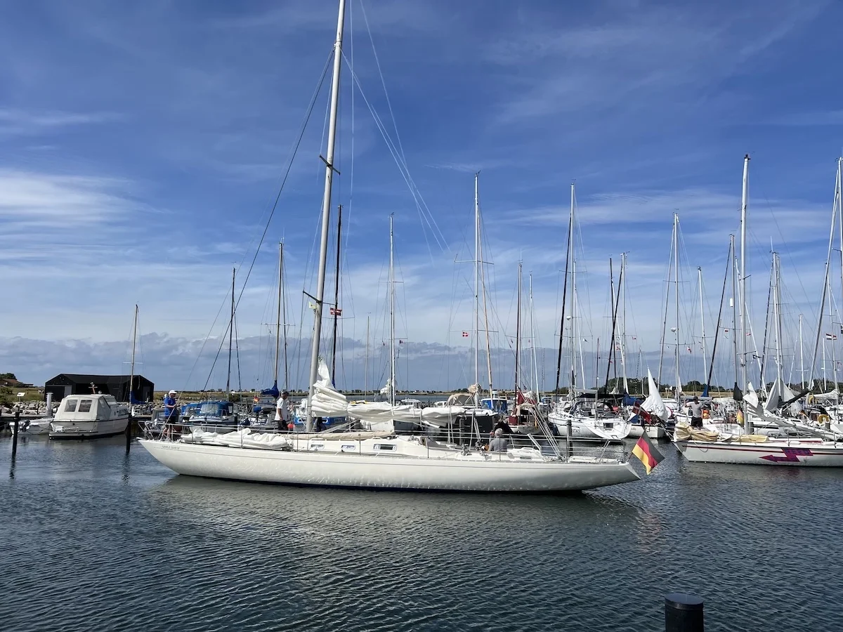der 16 m lange Touren Schärenkreuzer Typ Swede 55 Gamle Swede in Aerosköbing