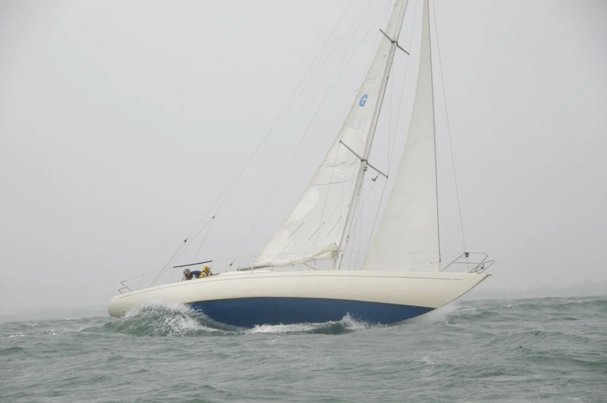 Swede 55 Gamle Swede bei der Schärenkreuzer Schlank & Rank Regatta Fehmarn in einem Regenschauer vor Heiligenhafen