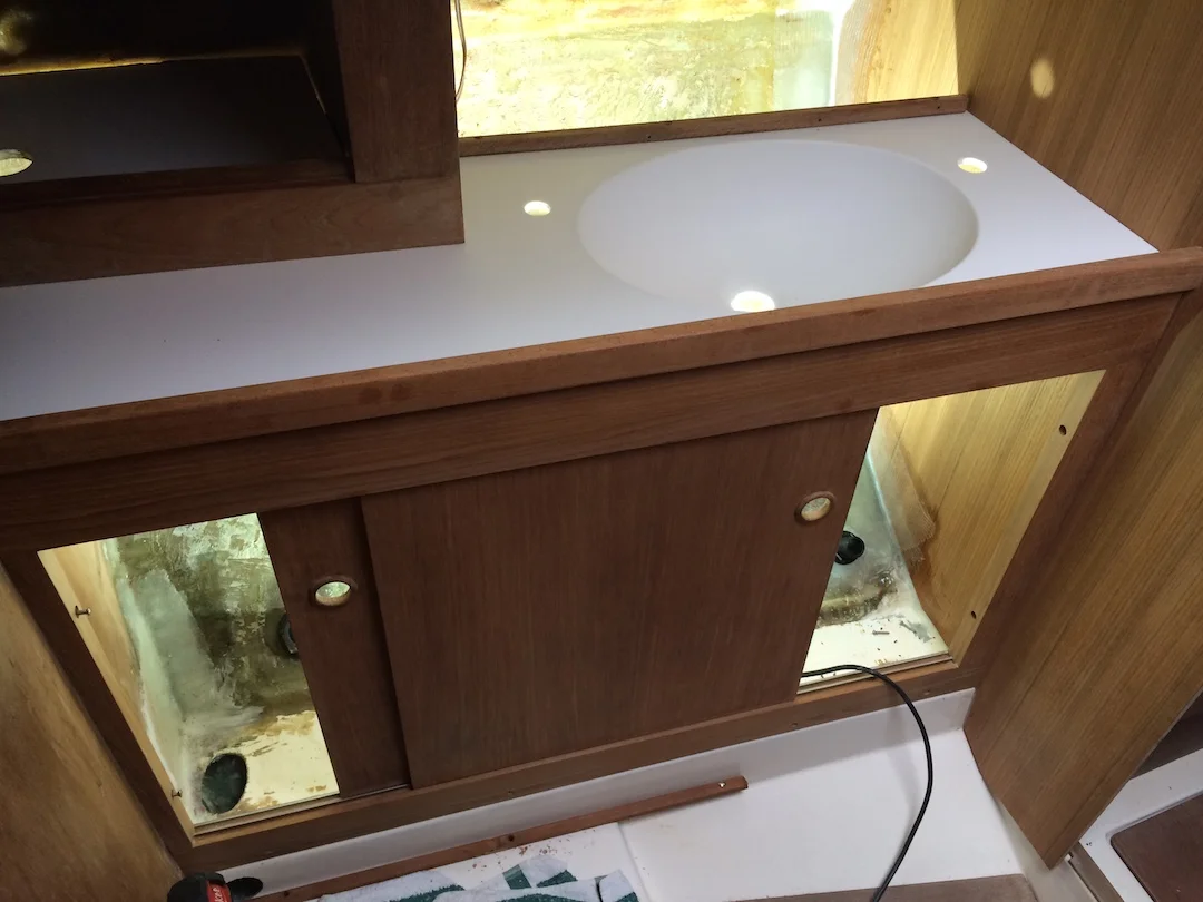 Einbau Corian Waschtisch in Swede 55 Gamle Swede