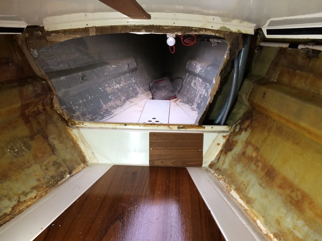 Das entkerne Vorschiff von Swede 55 Gamle Swede