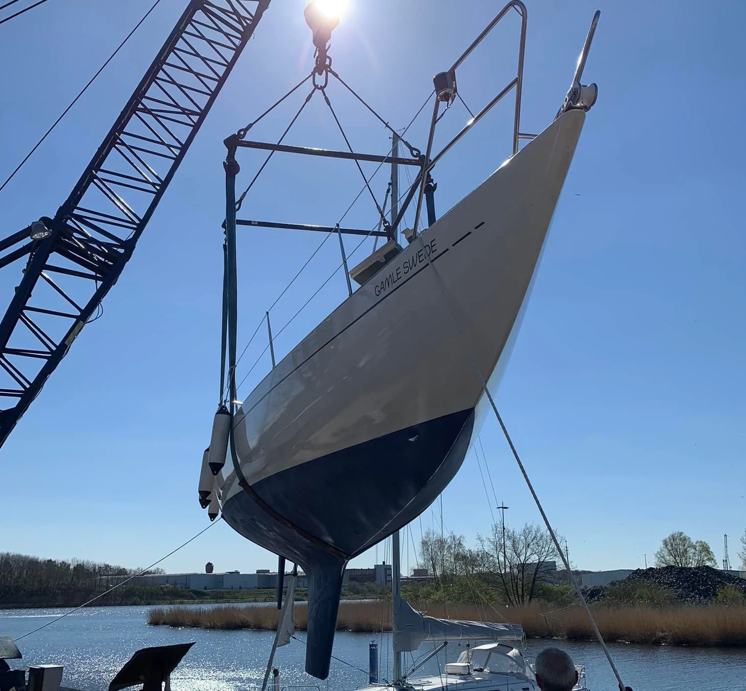 Touren Schärenkreuzer Swede 55 Gamle Swede beim Einwassern