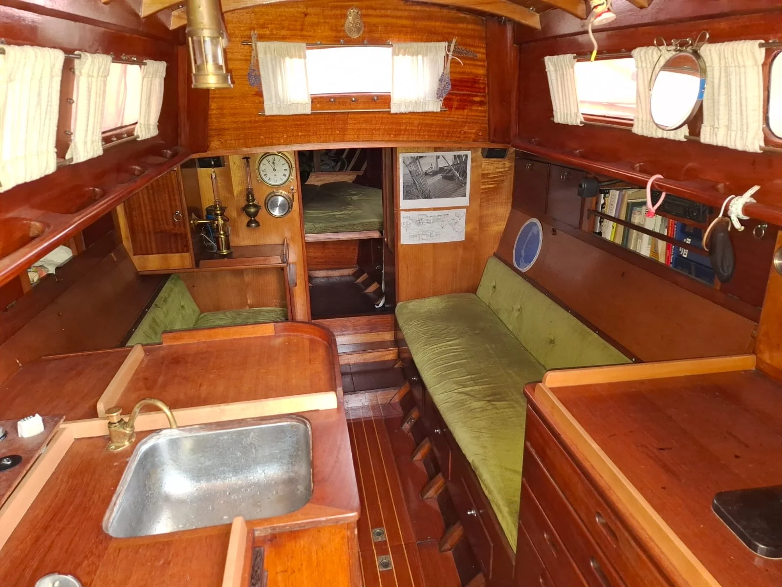 Blick vom Niedergang Olle Enderlein 11,50 m Mahaginiyacht Delight Swedesail